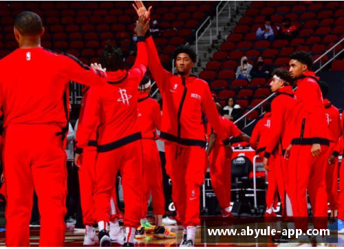 火箭队球员合影：团结一心，共创辉煌