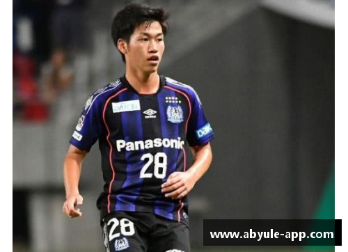 侯森：足球世界的新星与传奇